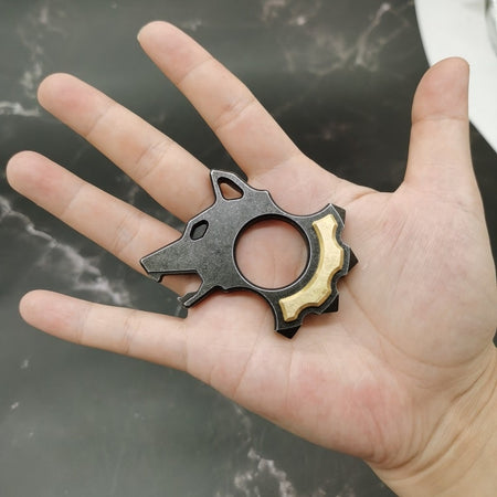 poing americain doigt self defense